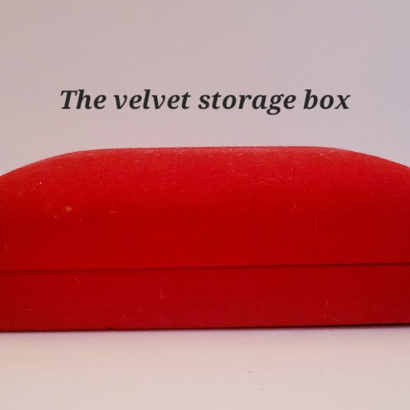 Necklace & Earrings Set in Velvet Storage Box *NEW* - Picture 3 of 4